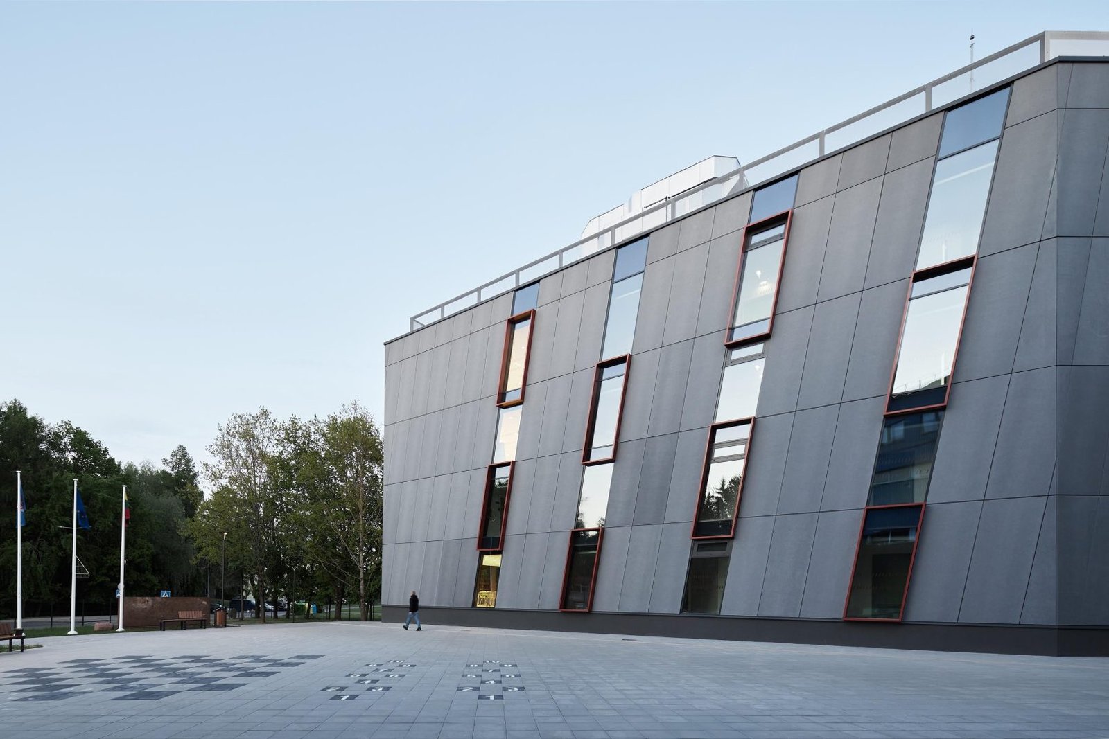 1 Nebrau Ugnes Karvelis