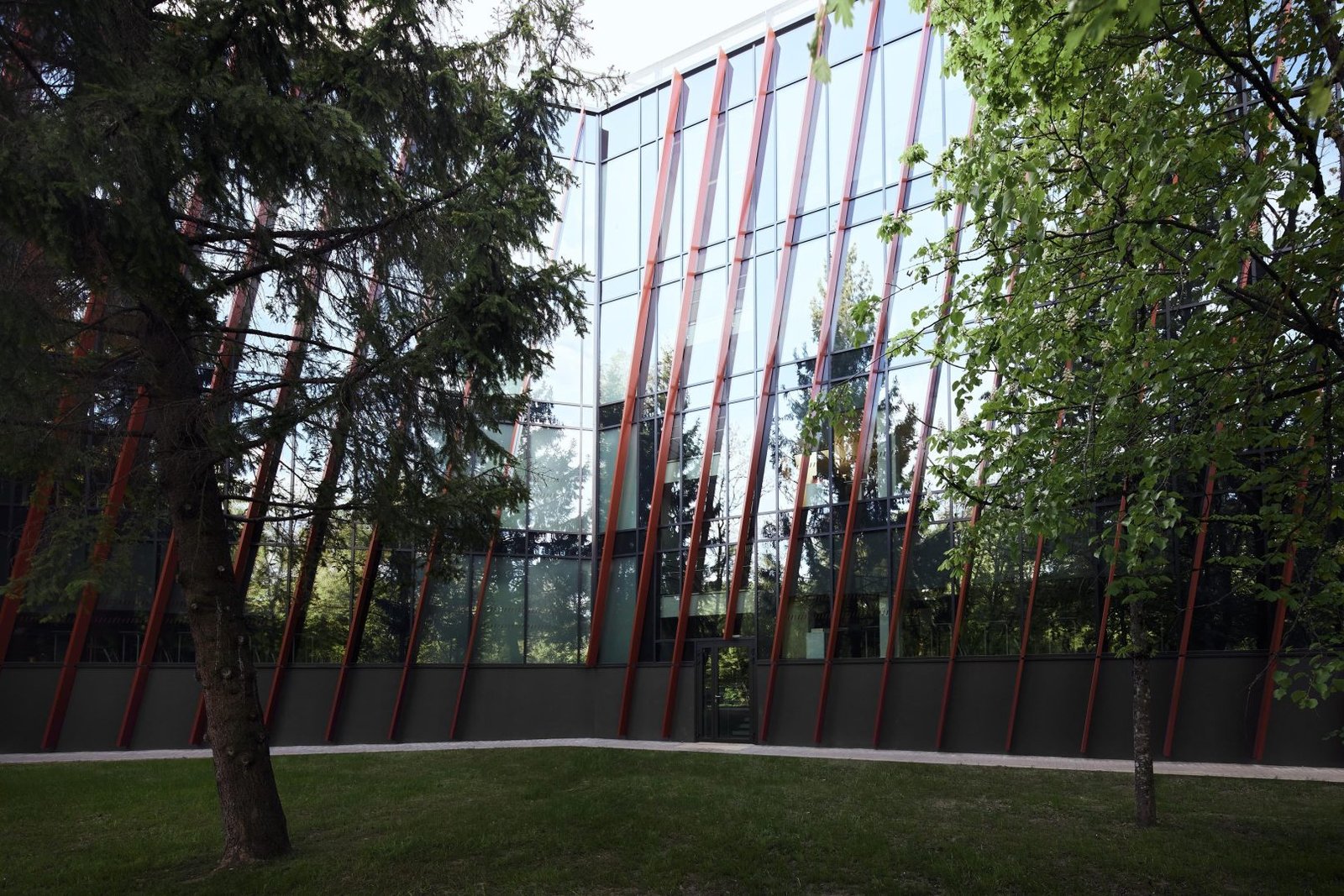 13 Nebrau Ugnes Karvelis