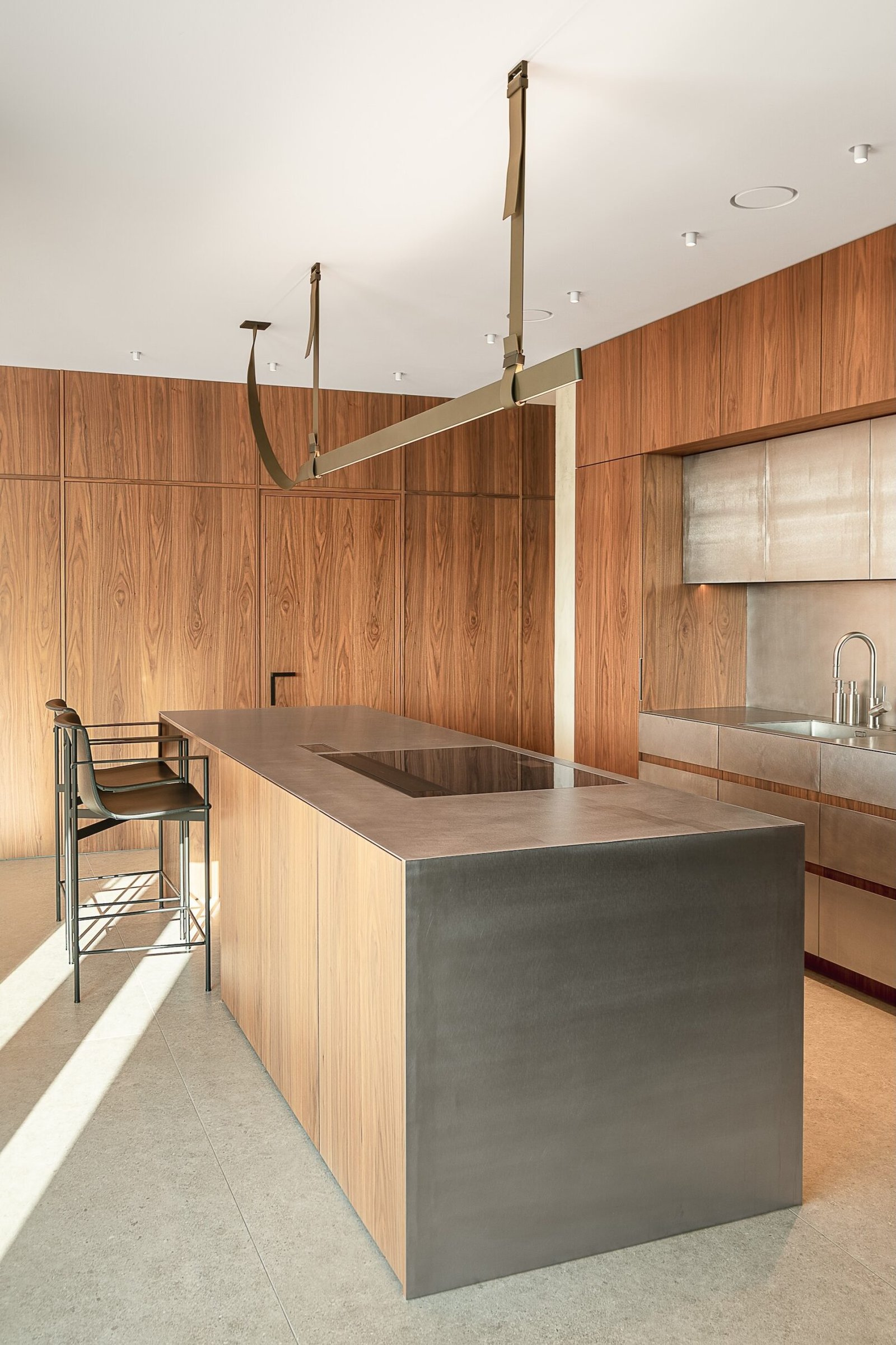 9-120-apartment-interior